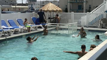 Piscina externa sazonal