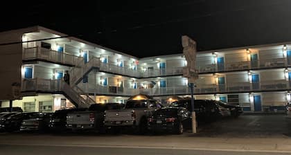 Bird Of Paradise Motel