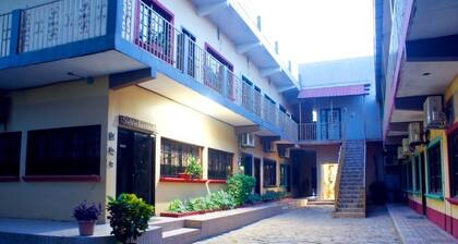 Aparthotel Las Brisas