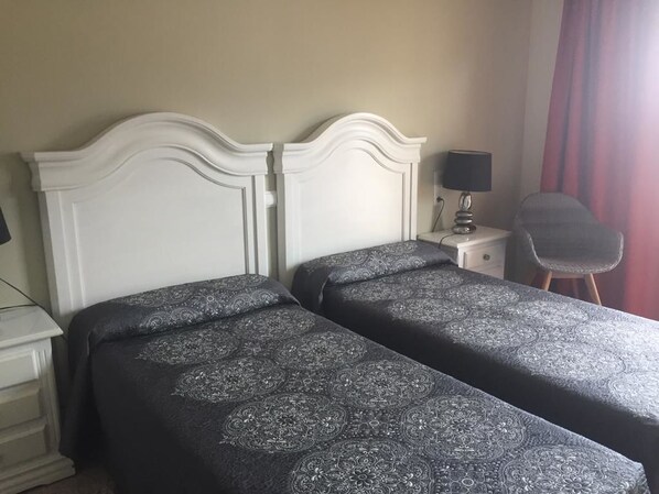 隔音、免費嬰兒床、摺床/加床 (收費)、免費 Wi-Fi