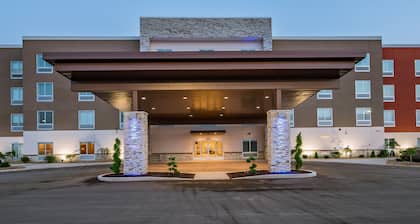 Holiday Inn Express & Suites - South Bend Casino by IHG