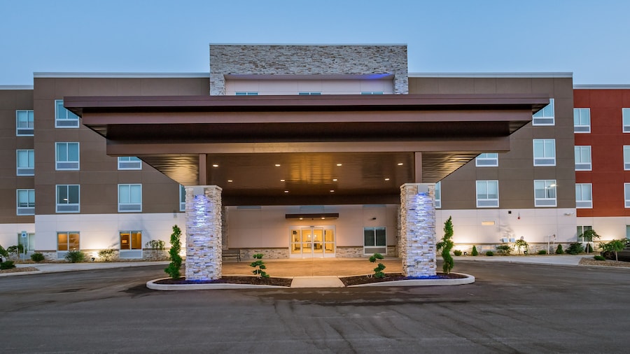 Holiday Inn Express & Suites - South Bend Casino by IHG
