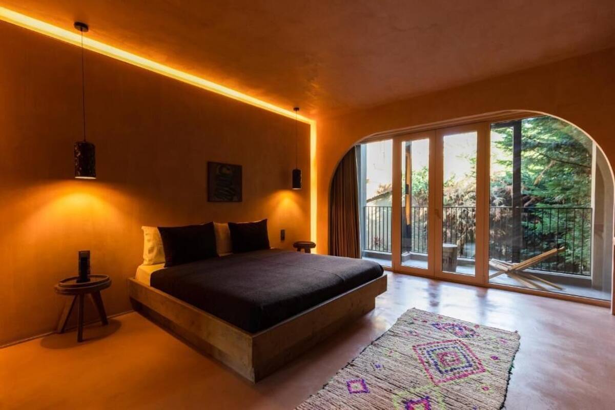 Cozy Room with Balcony | 1 chambre, literie de qualité supérieure, minibar, bureau