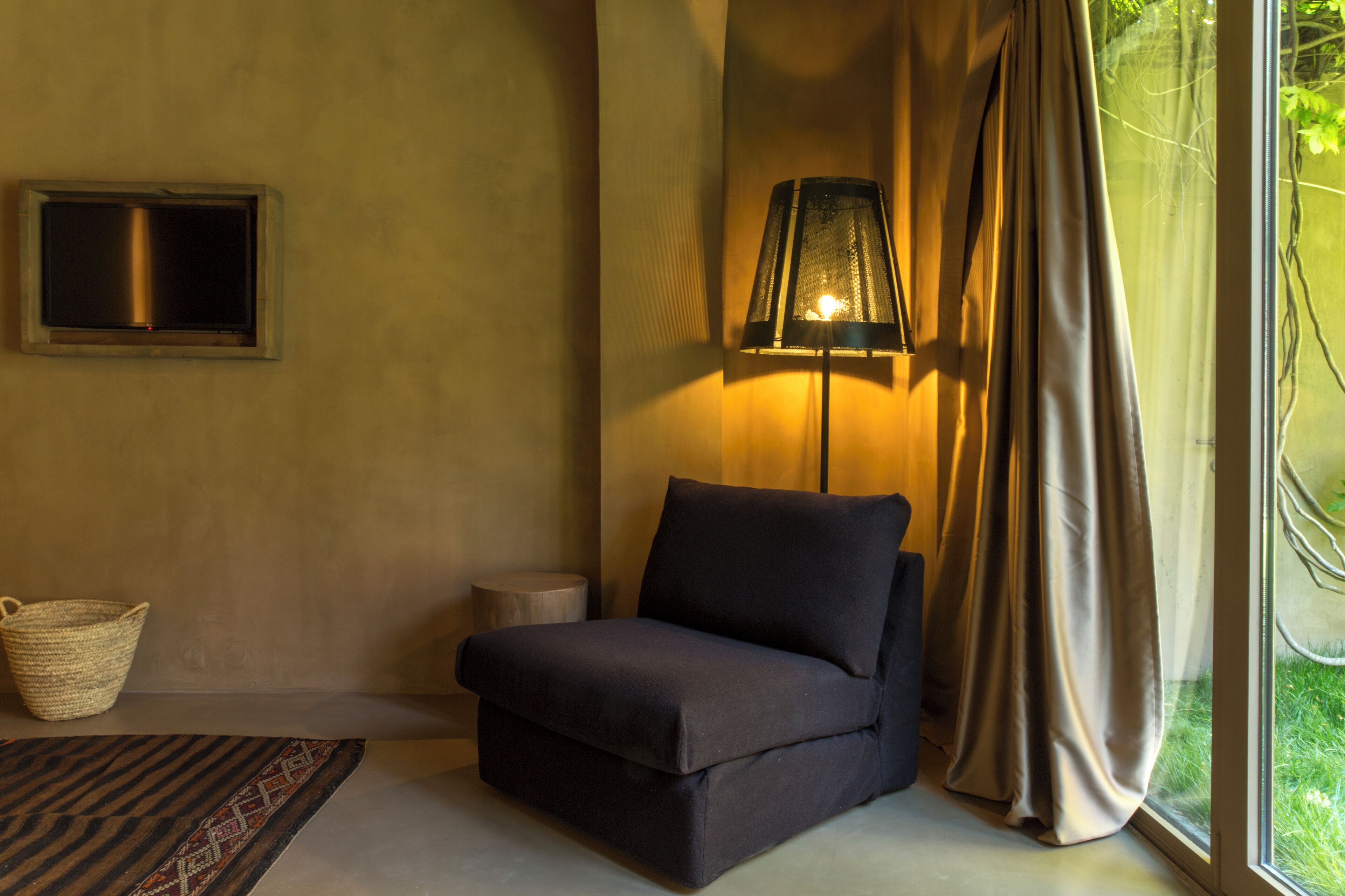 double room, garden view | 1 bedroom, premium bedding, minibar, desk