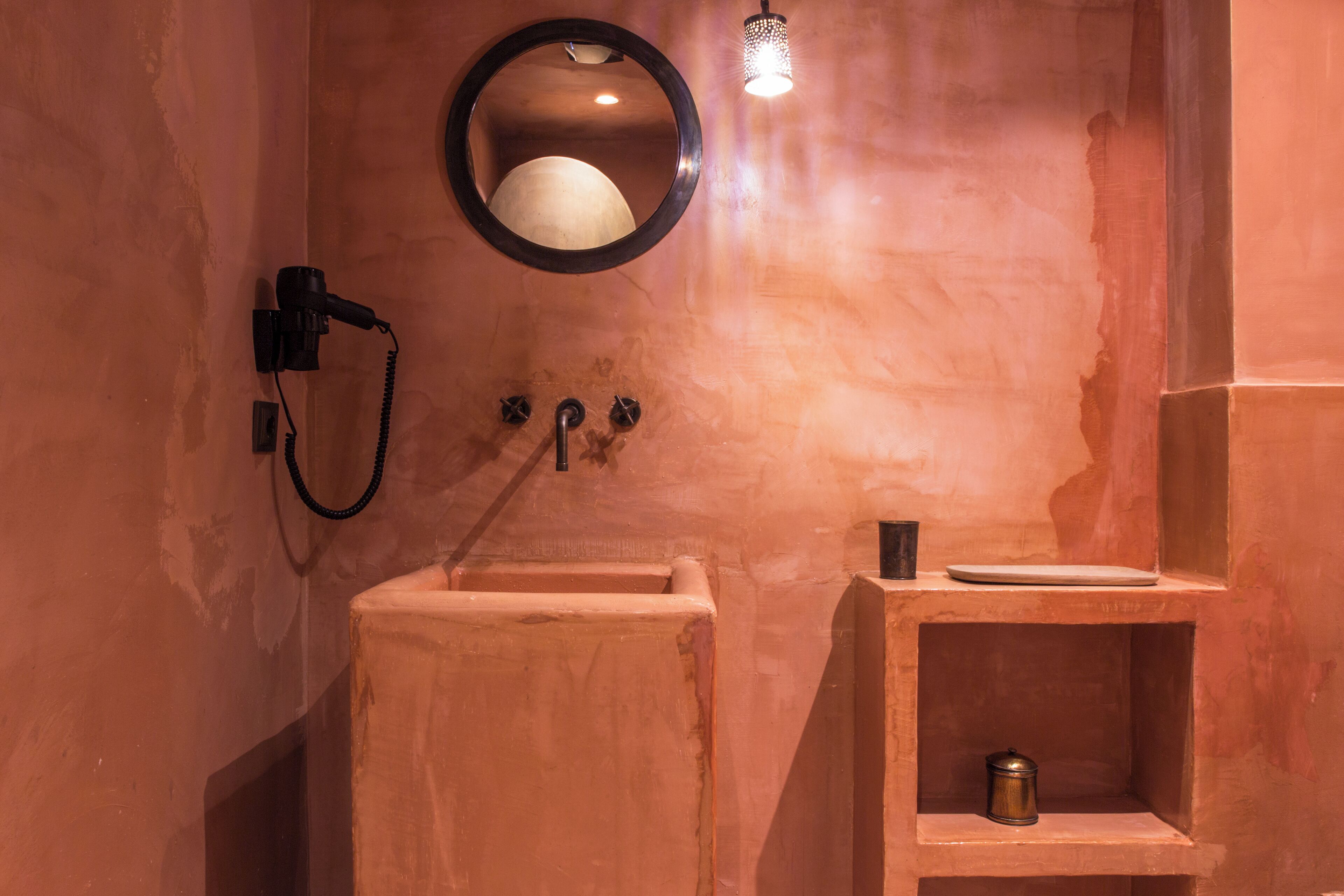 deluxe room | 1 bedroom, premium bedding, minibar, desk