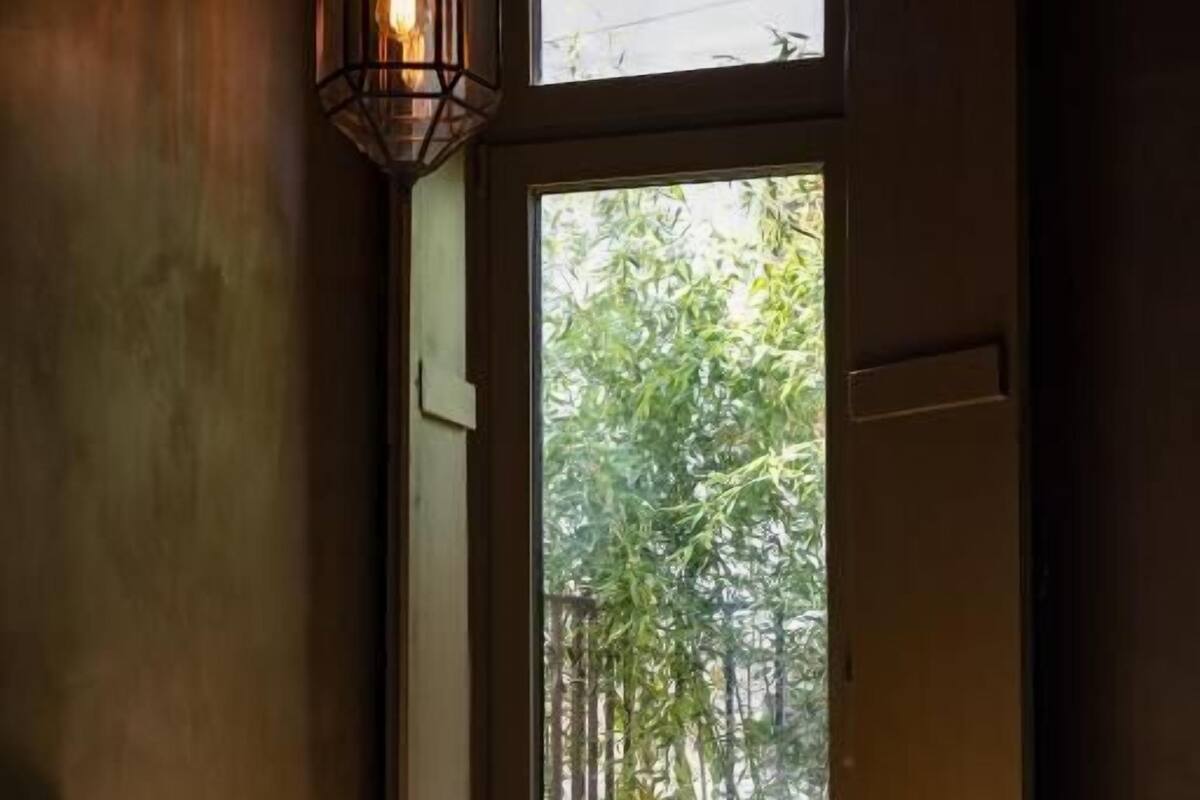 Medium Babylon | 1 chambre, literie de qualité supérieure, minibar, bureau