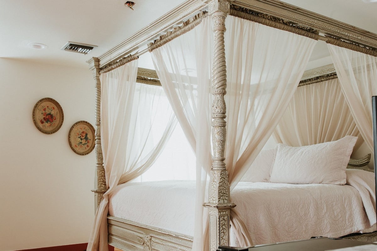 1 bedroom, premium bedding, individually decorated, desk