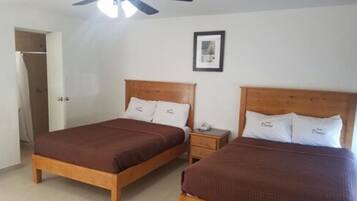 Double Room, 2 Double Beds | Desk, iron/ironing board, free WiFi