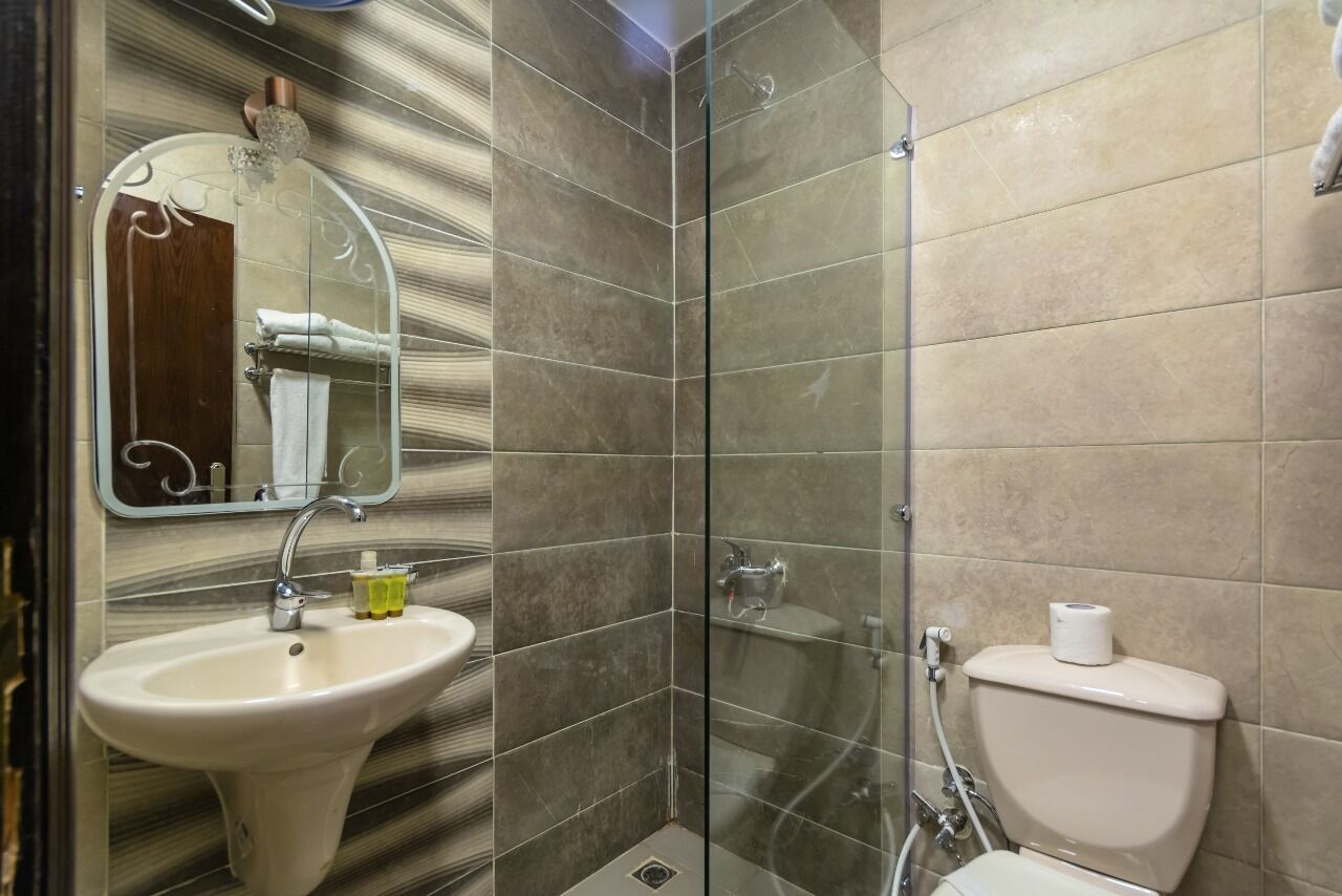 shower, free toiletries, hair dryer, bathrobes