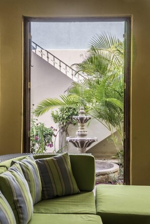 Family Villa, 2 Bedrooms | Living room