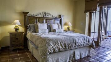 Family Villa, 2 Bedrooms | 2 bedrooms, free WiFi