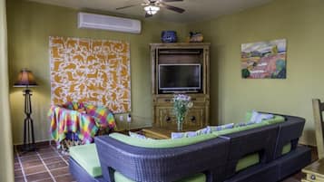 Family Villa, 2 Bedrooms | Living room | Flat-screen TV