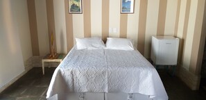 Suite Familia III - Jardim em Varanda Privativa | Literie de qualité supérieure, minibar, Wi-Fi gratuit, draps fournis