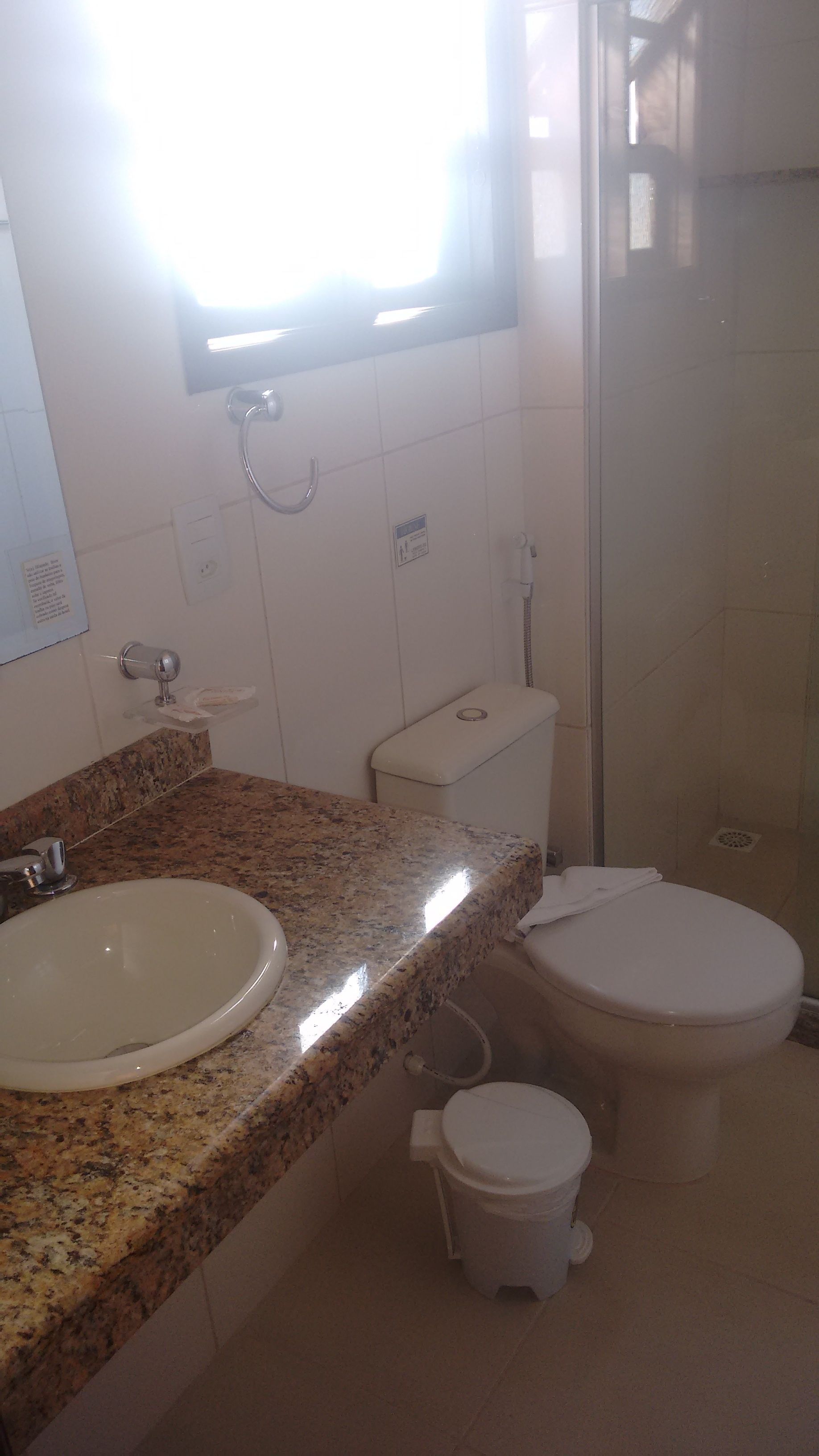 family quadruple room | bathroom | shower, free toiletries, hair dryer, towels