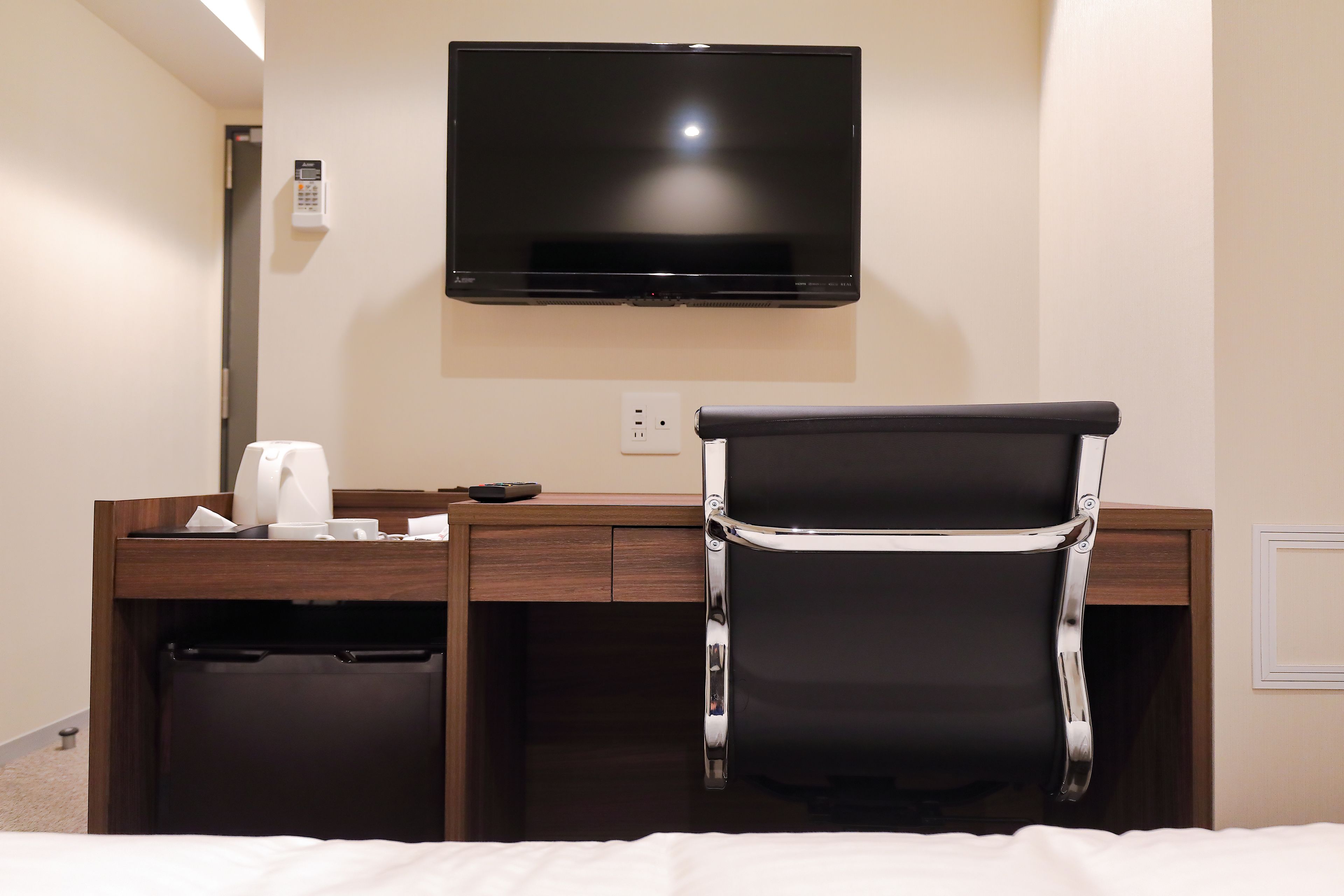 premium bedding, in-room safe, blackout curtains, iron/ironing board