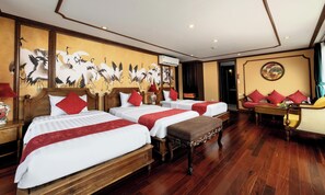Royal Triple Room, Balcony, Bay View | Premium bedding, minibar, in-room safe, desk - Verdure Lotus Grandeur Cruise on Ha Long Bay (Ha Long)