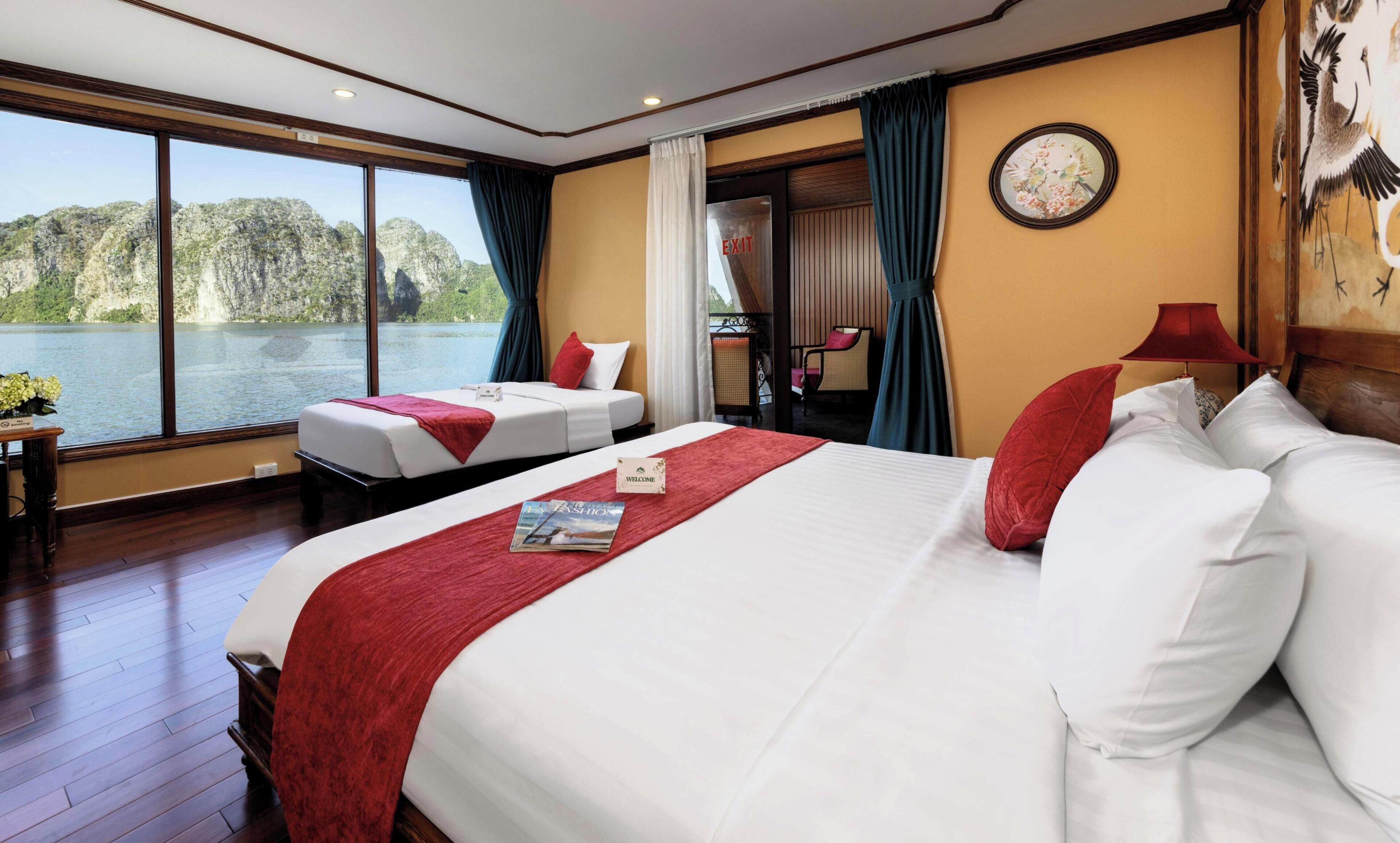 Royal Room, Balcony, Bay View | Premium bedding, minibar, in-room safe, desk