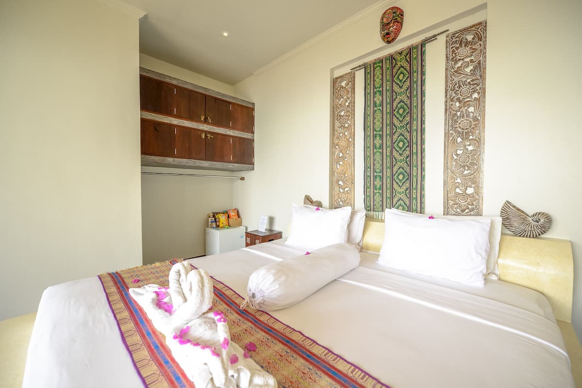 Villa, 1 Bedroom | 1 bedroom, premium bedding, minibar, desk