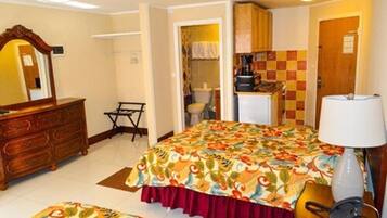 Deluxe Studio, 2 Double Beds | Premium bedding, down comforters, free WiFi, bed sheets