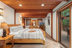 4 Schlafzimmer, Schreibtisch, Bügeleisen/Bügelbrett, kostenloses WLAN