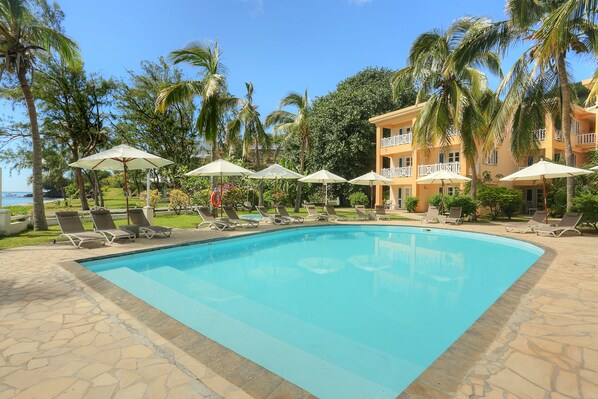 Outdoor pool, pool umbrellas, pool loungers