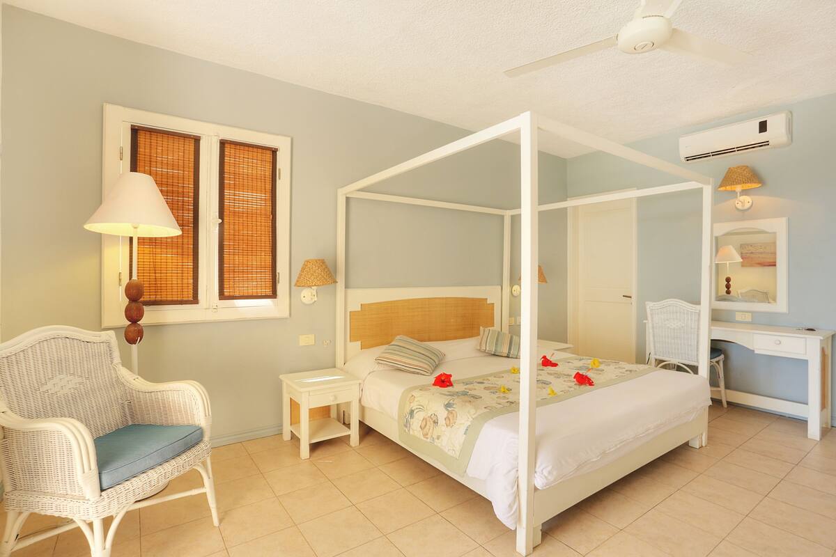 In-room safe, desk, blackout curtains, iron/ironing board