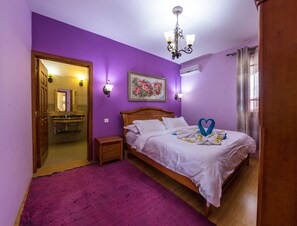 Apartment | 2 bedrooms, in-room safe, desk, soundproofing