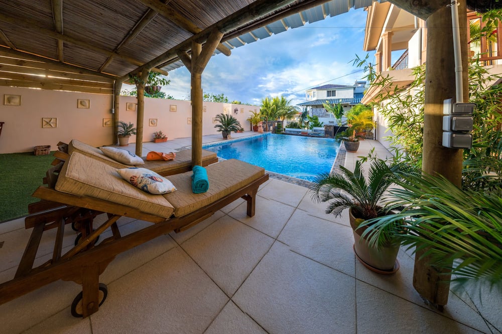 Blue Pearl Villa