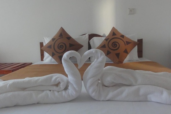 Deluxe Double Room, 1 Queen Bed, City View | Desk, iron/ironing board, rollaway beds (surcharge), WiFi (free)