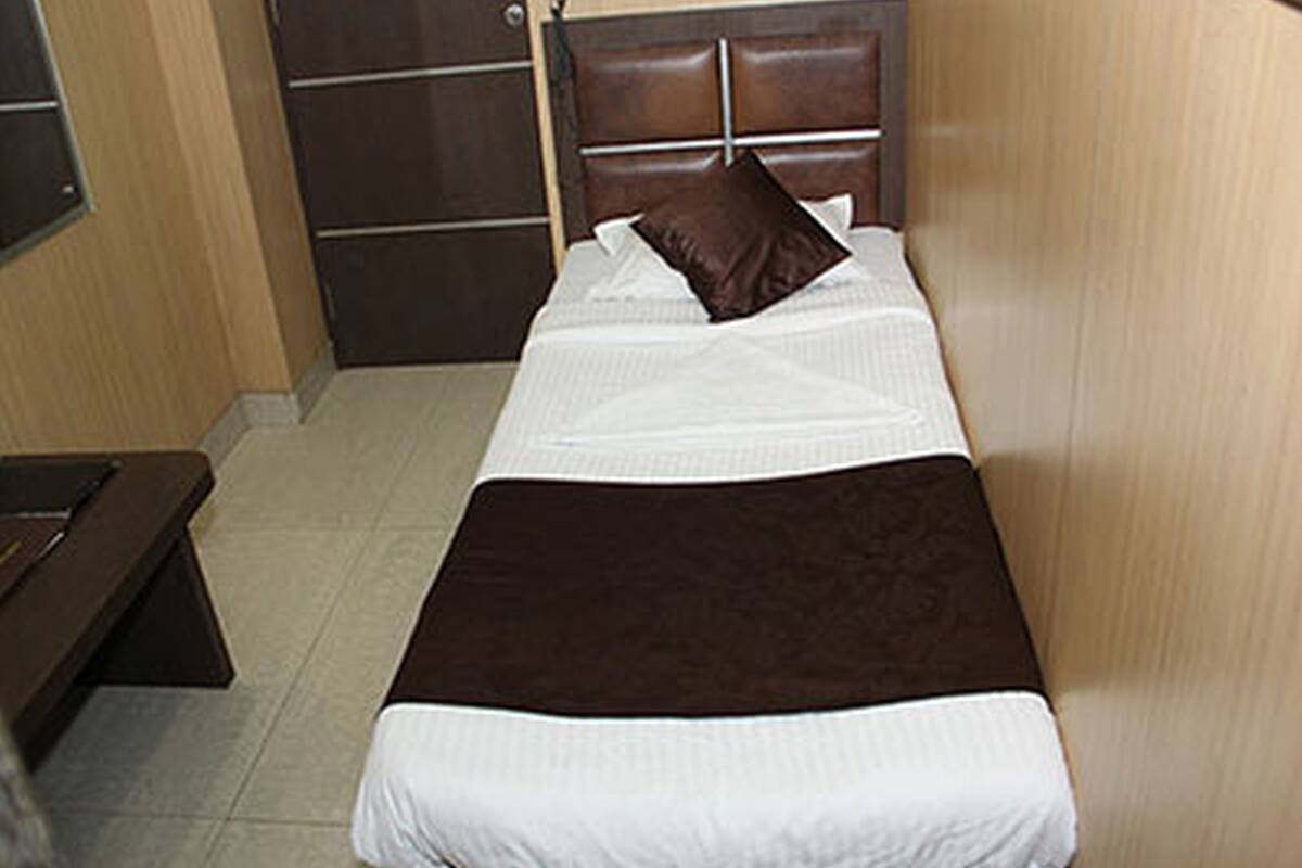 In-room safe, desk, blackout curtains, free WiFi