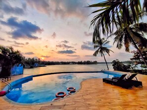 Outdoor pool - Paradise Lagoon (Udupi)