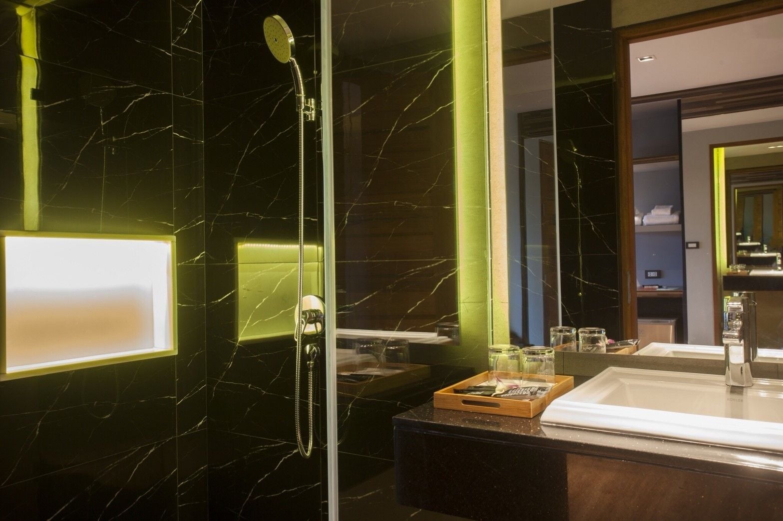 Foto - The Glory Gold