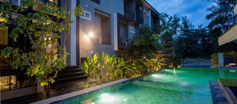 The Glory Gold Hotel