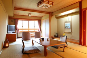 高级房, 私人浴室 (Japanese Western Style) | 羽绒被、客房内保险箱、免费 WiFi