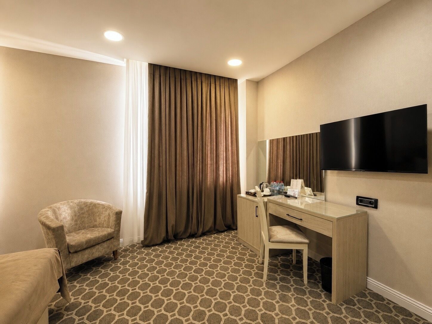 Foto - West Shine Hotel