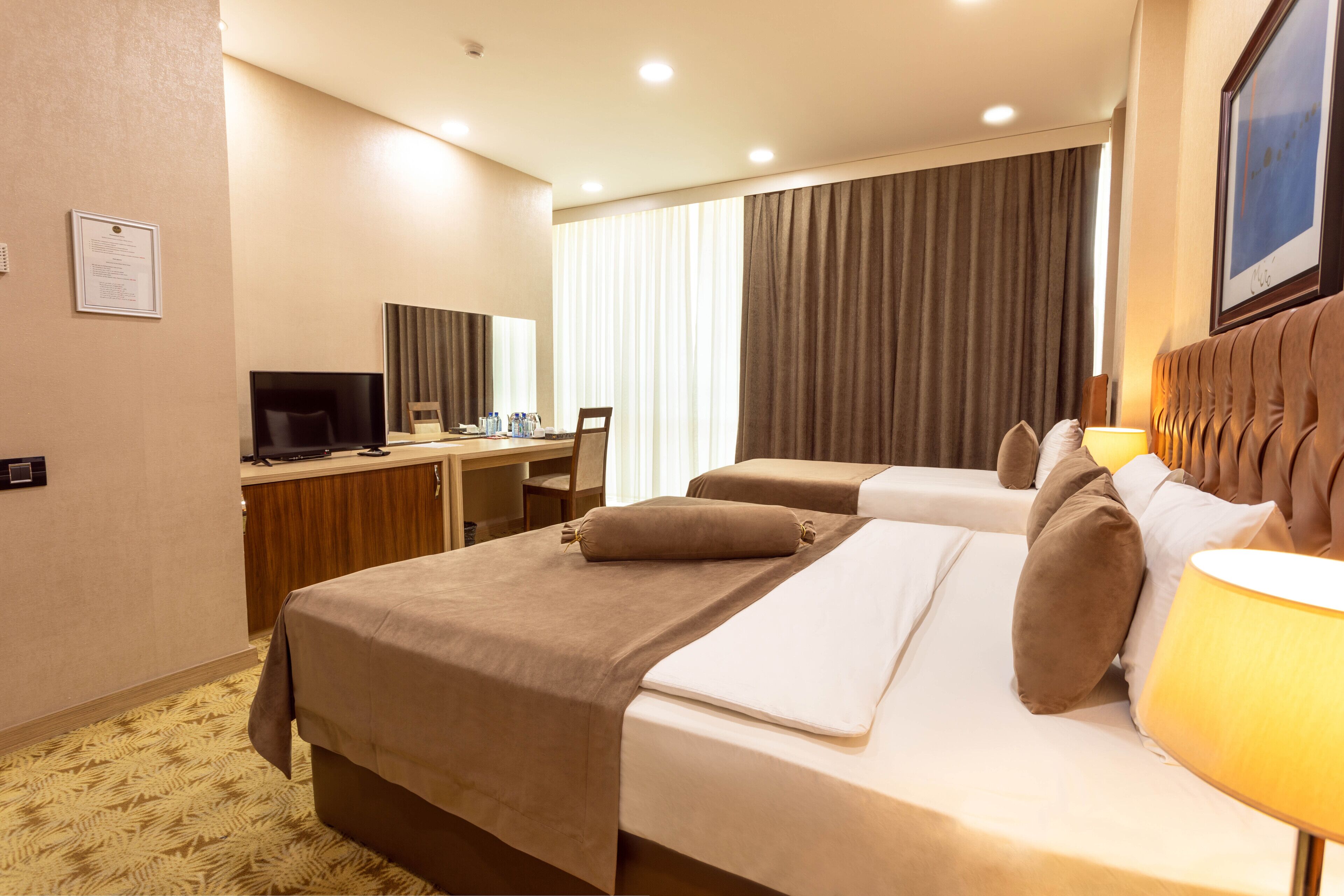 Foto - West Shine Hotel
