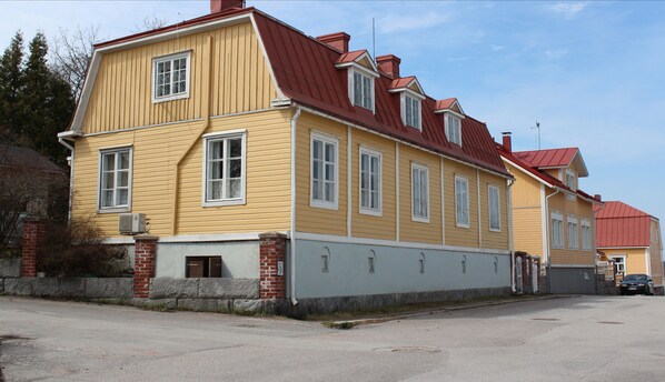 Voorkant van accommodatie