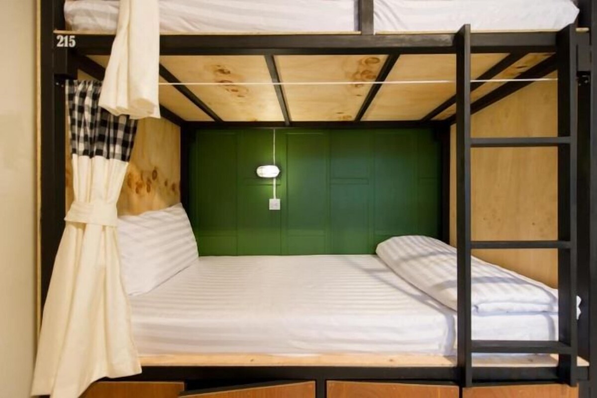 In-room safe, blackout curtains, soundproofing, free WiFi