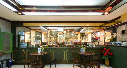 The Neighbors Hostel - Adults Only