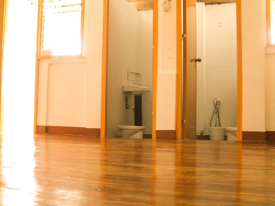 Group Room, Fan Room | Bathroom