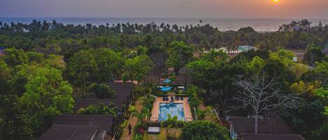 Fachada de la propiedad