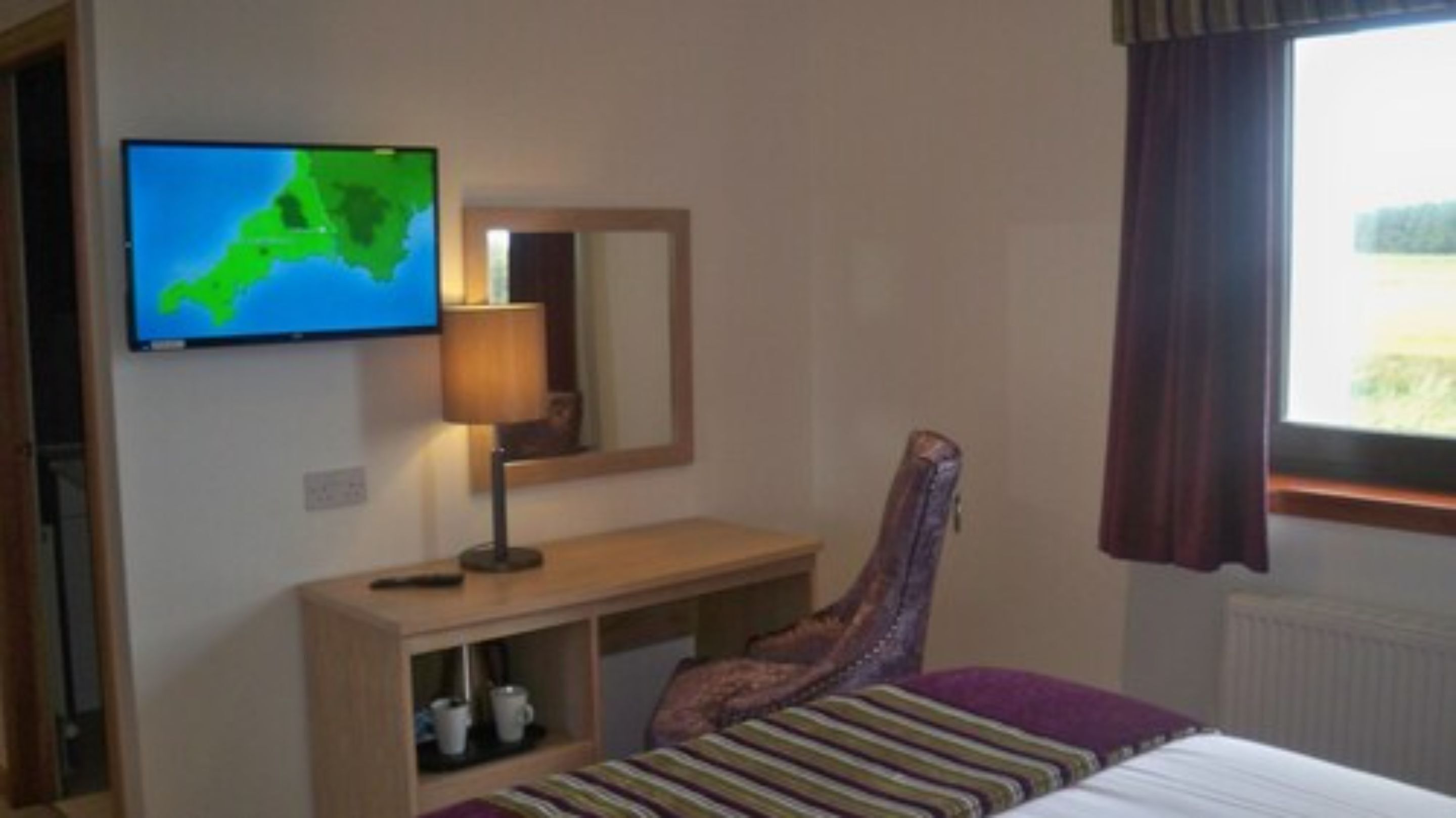 double room, ensuite | 1 bedroom, blackout curtains, iron/ironing board, free wifi