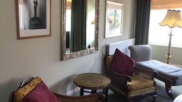 Smart TV, DVD player