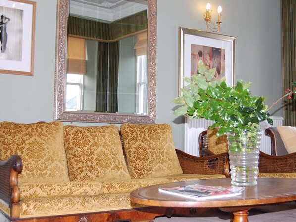 Interior - Foresters (Stirling)