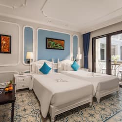 Deluxe Double or Twin Room, Balcony | 1 bedroom, down duvets, minibar, in-room safe