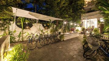 Front of property - evening/night