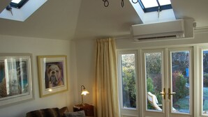 Apartment, 1 Bedroom | Living room - XV Albert Place (Stirling)