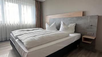 Doppelzimmer | Schreibtisch, kostenloses WLAN, Bettwäsche