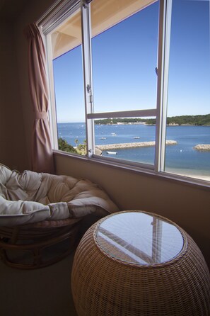 Kahden hengen huone (kaksi sänkyä) | Näkymä huoneesta