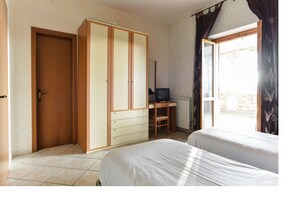 Desk, iron/ironing board, rollaway beds, free WiFi